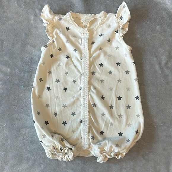 GAP - Ultra soft Organic Cotton one piece. Size 3-6  months - Picture 1 of 3
